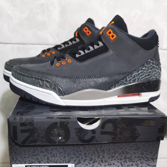 CT8532-080 Nike Air Jordan 3 Retro Grey Black retro blue Shoe size US 9 - Picture 4 of 7
